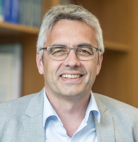 Prof. Dr. Markus Steffens